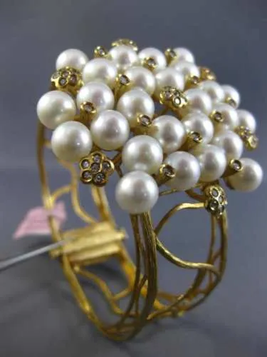 EXTRA LARGE .95CT DIAMOND & AAA SOUTH SEA PEARL 14KT YELLOW GOLD BANGLE BRACELET