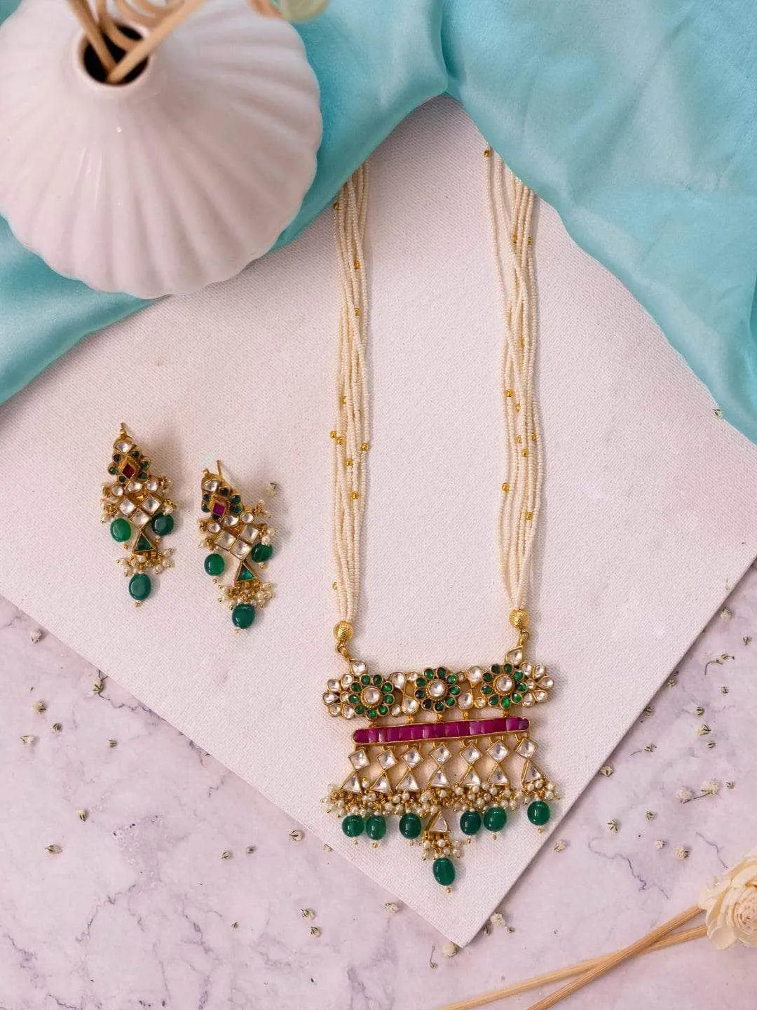 Patchi Kundan Cheed Bead Pendant Set