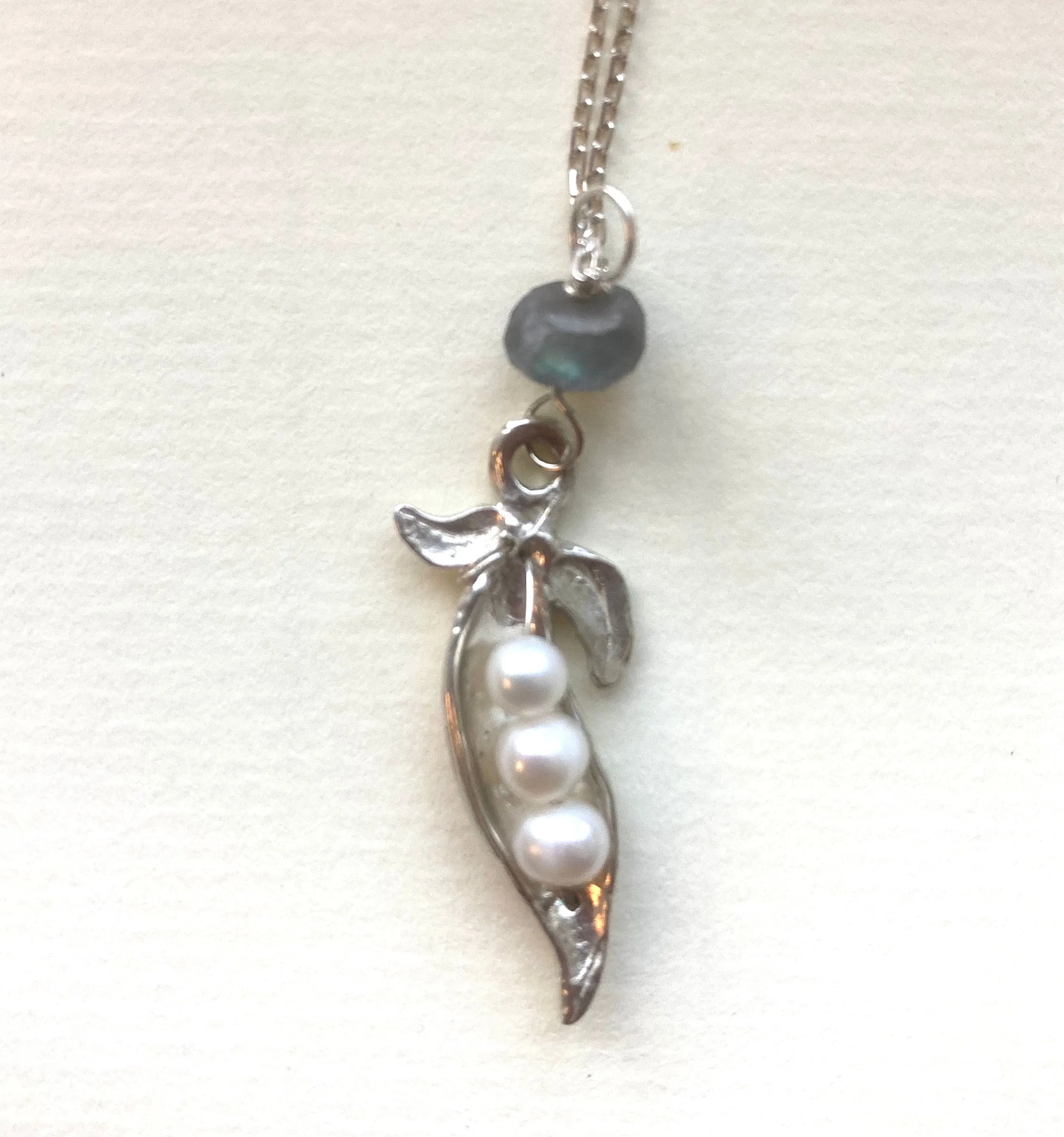 Small Necklace - Peapod