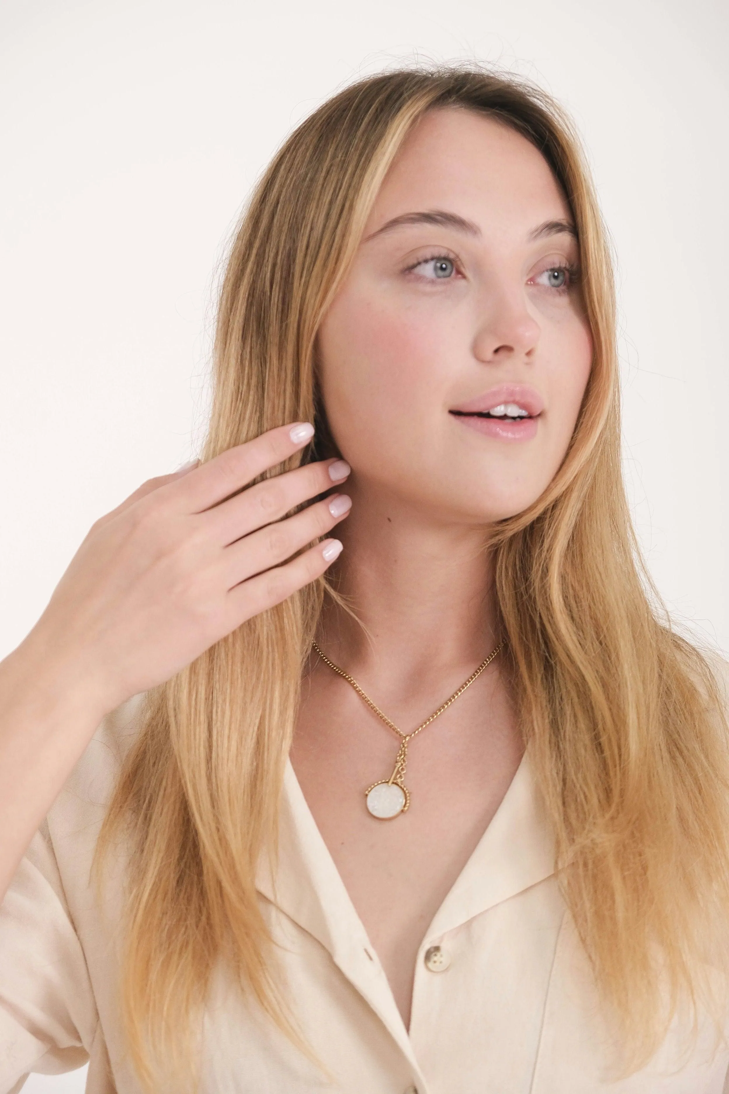 Tbar Gemstone Necklace
