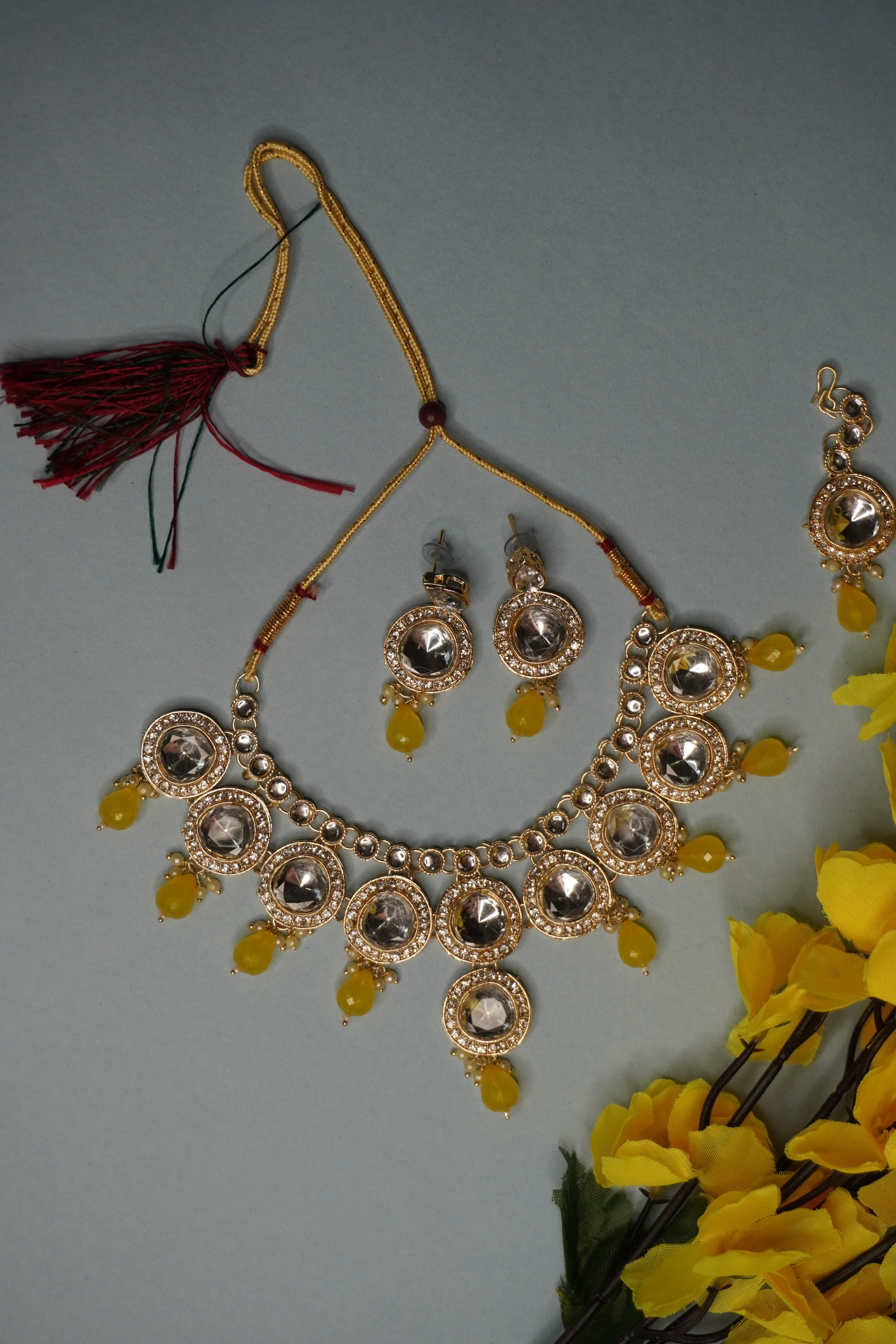 Yellow Colour Kundan Necklace with Earring & Maang Tikka
